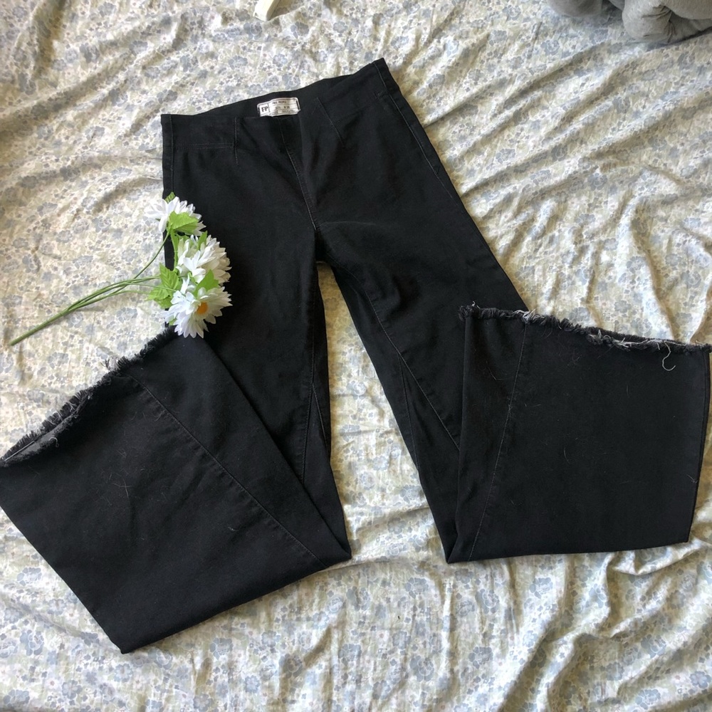 FREE PEOPLE Extreme Flair Jeans